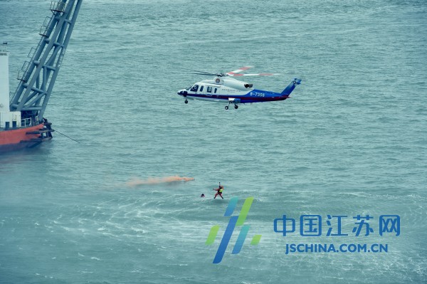 2022年南黄海海上大规模搜救综合演习在江苏南通通州湾成功举行(组图)