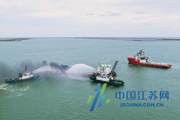 2022年南黄海海上大规模搜救综合演习在江苏南通通州湾成功举行(组图)