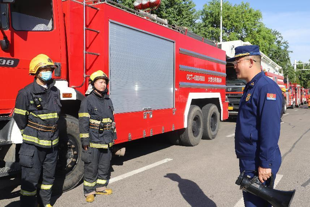 湖北宜昌：多部门开展多种形式消防队伍拉动演练(组图)