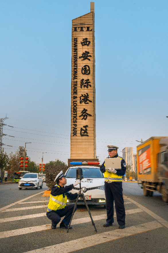 陕西西安公安交警秩序科技篇(组图)