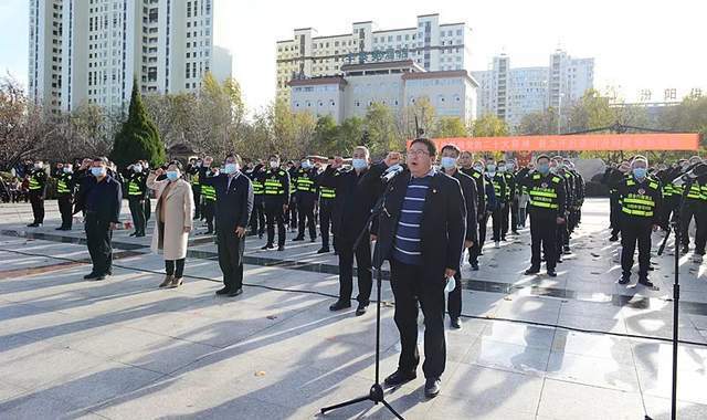 山西省汾阳市举行镇（街道）综合行政执法全过程记录设备集中发放仪式(组图)