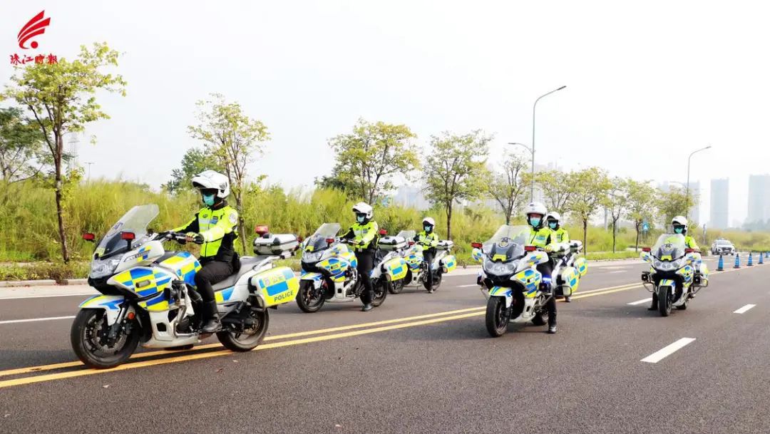 帅！广东佛山狮山交警应急处突先锋“铁骑队”成立(组图)