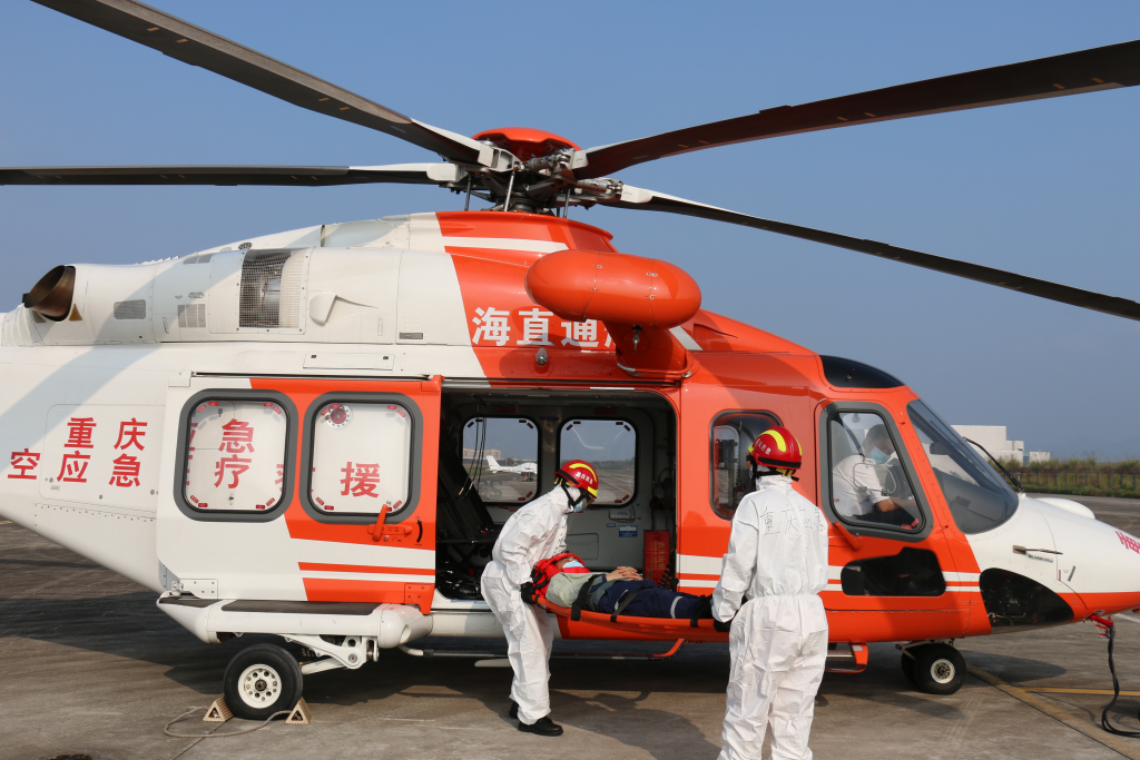 重庆市应急局航空救援总队：积极备战 做好航空医疗救援准备(图)