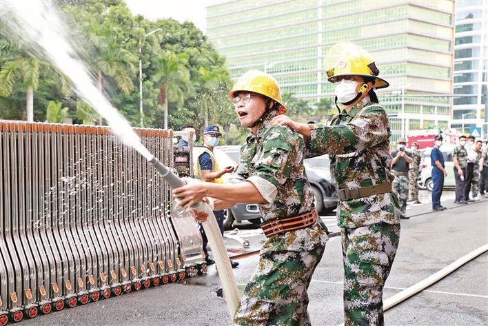 广东省深圳市光明区应急技能大比武 展露救援真功夫(组图)