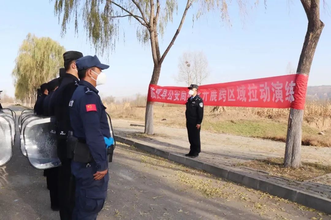 「全警实战大练兵」甘肃省临夏县公安局组织开展跨区域拉动演练(组图)