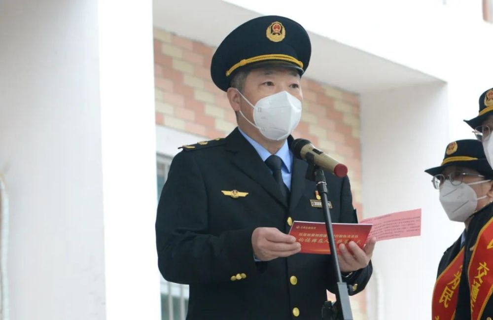 福建省泉州高速公路行政执法支队举行揭牌和换装仪式(附视频)