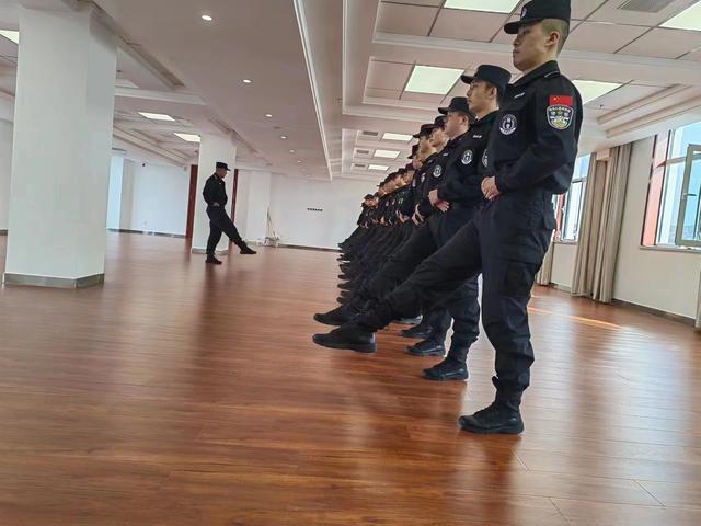 陕西省榆林市神木特警常态化训练开练(组图)