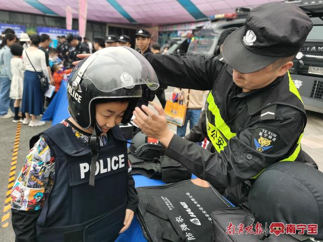 嗨翻了！广西南宁警营开放日带你一站式“探秘”(组图)