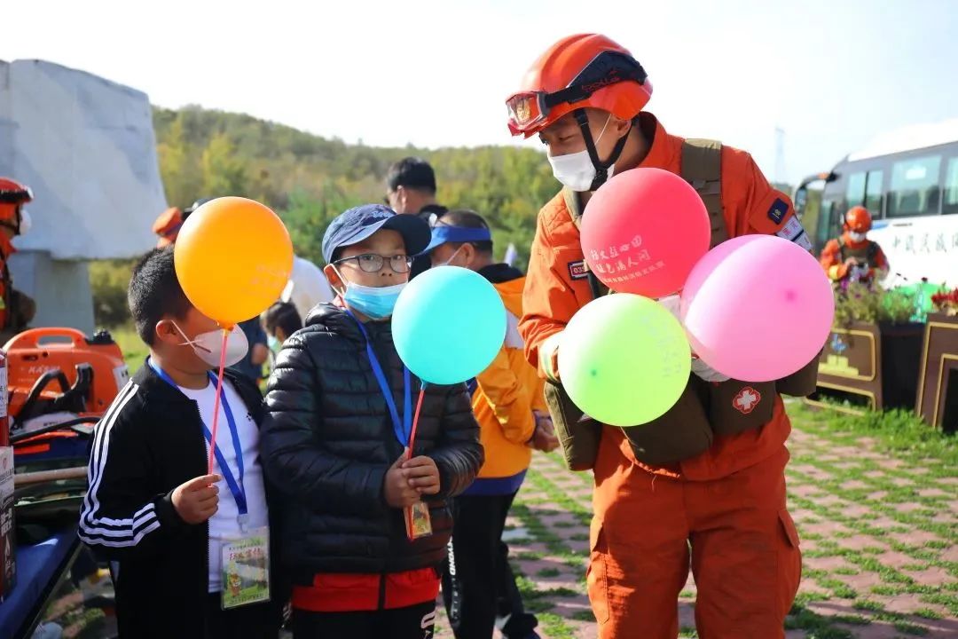 黑龙江省森林消防总队五一期间开展防火专项行动(组图)