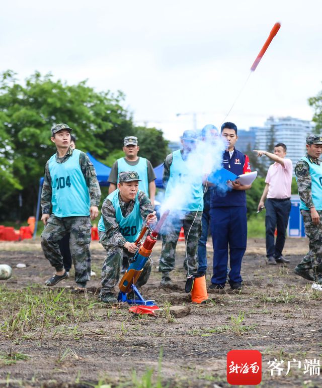 海南海口举办首届应急能力技能竞赛 8支基层救援队伍激烈角逐(组图)