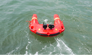 汛期发生时，水上救援机器人如何工作？