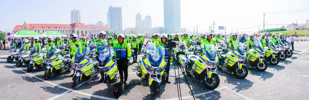 山东省青岛市公安局举办2023年第二期“警体训练营”暨警用摩托车“驾驶技能”比武竞赛(组图)