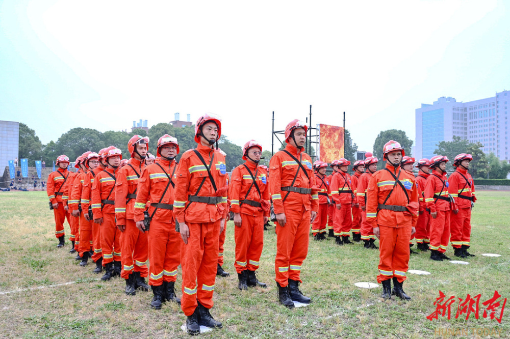 燃！首届湖南省林业系统森林消防队伍业务技能大赛预决赛在长沙举行(组图)