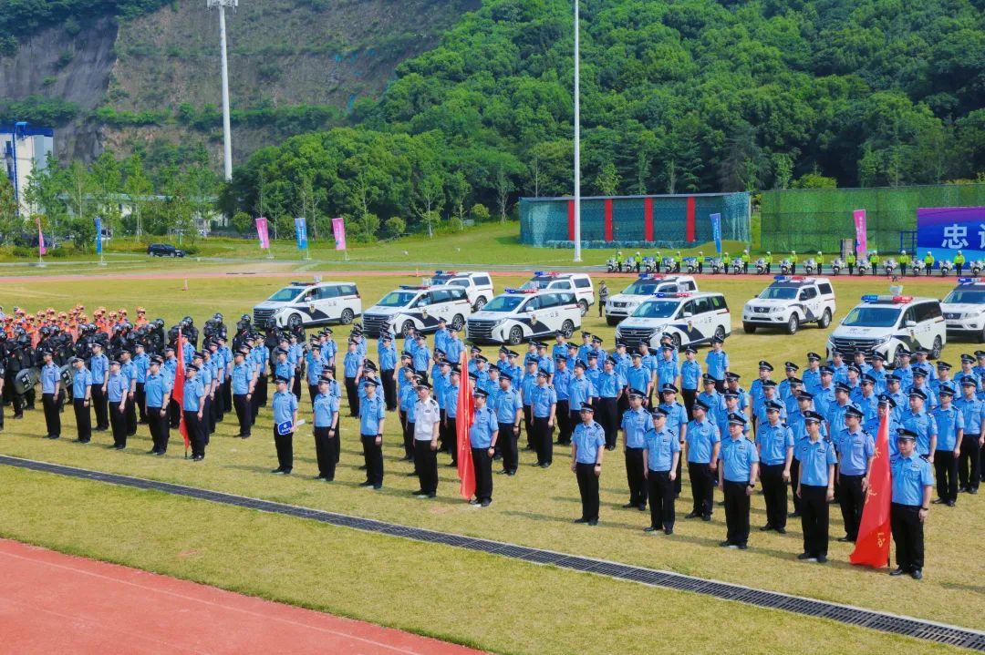 强实战 砺精兵！浙江省杭州市萧山区举行亚运安保倒计时100天警务实战演练活动(组图)