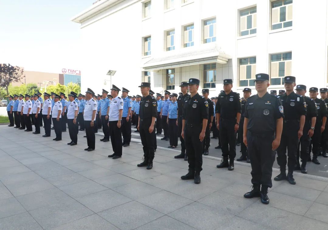 甘肃省酒泉市公安局“警务专业技能训练中心”揭牌成立(组图)