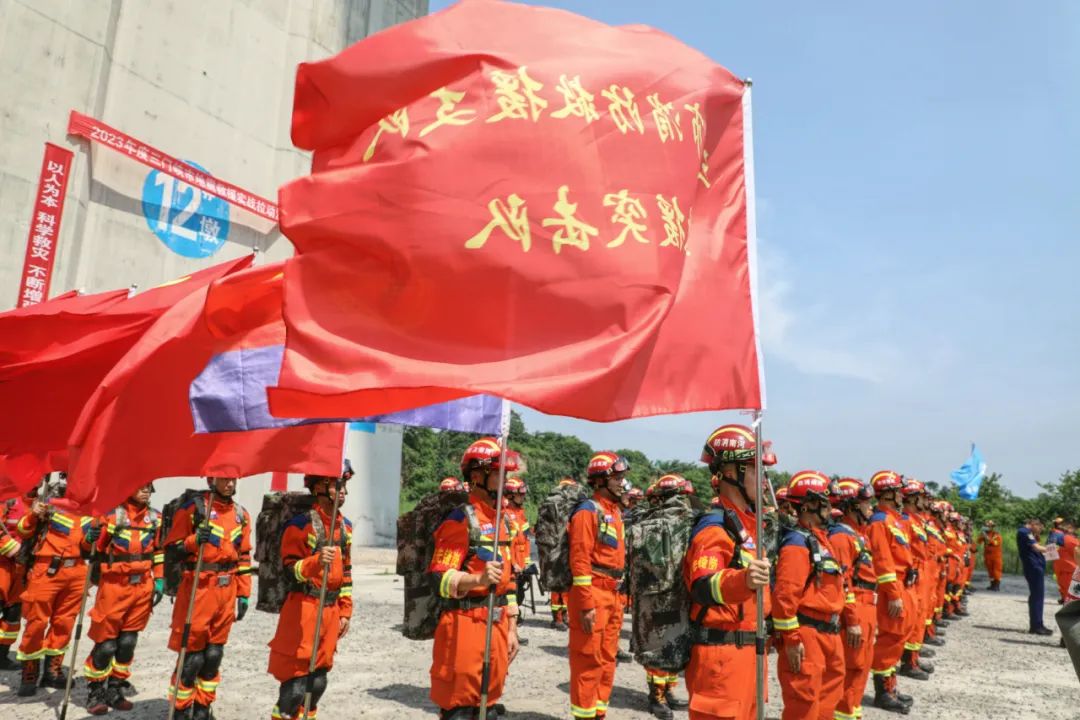 蓝焰突击，为战而来！​河南省三门峡市跨区域地震拉动演练震撼来袭！(组图)