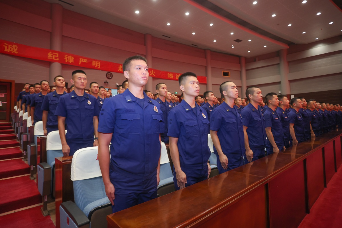 国家综合性消防救援机动队伍进驻广西(图)