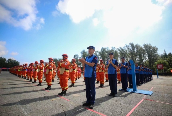 超燃！吉林省森林消防总队第五届 “火焰蓝”实战技能比武正式拉开战幕(组图)