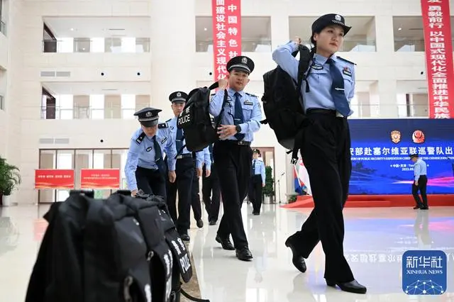 中国警队应邀赴塞尔维亚开展中塞警务联合巡逻活动(组图)