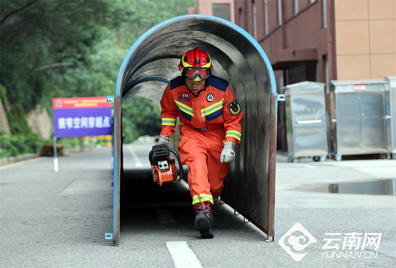 云南省消防救援总队开展2023年“滇消保战力”后勤岗位练兵比武竞赛(组图)