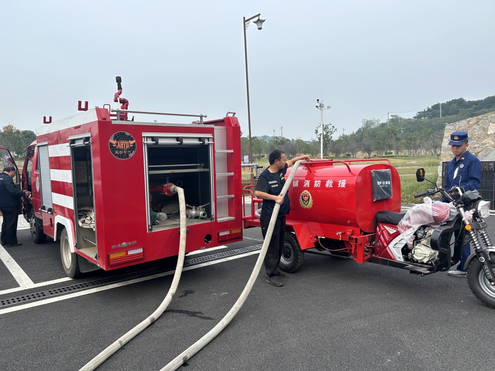 湖北孝感：搭建三级灭火救援体系，14个乡镇区配发消防三轮摩托车(组图)