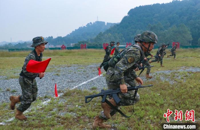 沙场点兵 直击武警广西梧州支队比武竞赛现场(组图)