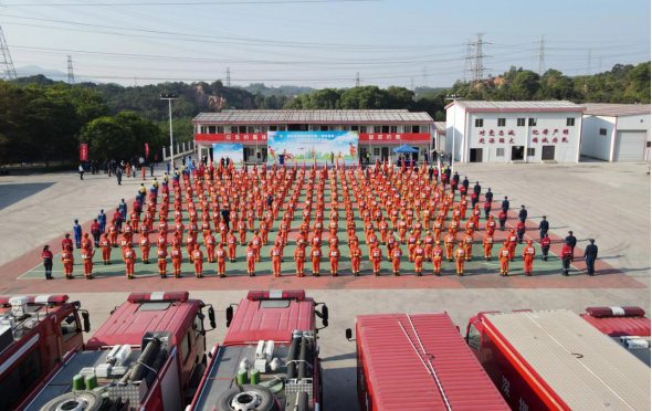 “以练为战砺精兵 凝心聚力铸铁军” 广东深圳成功举办首届应急处置（森林消防）业务技能大比武(组图)