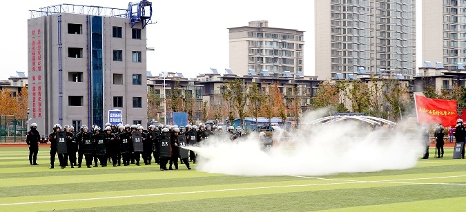 砺剑寒冬！山东日照特警开展冬训拉动演练暨综合实战技能比武(组图)