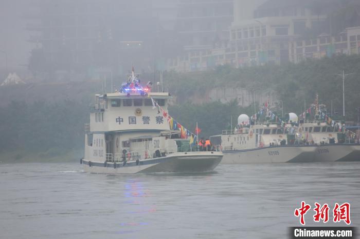 第136次中老缅泰湄公河联合巡逻执法行动启动(图)