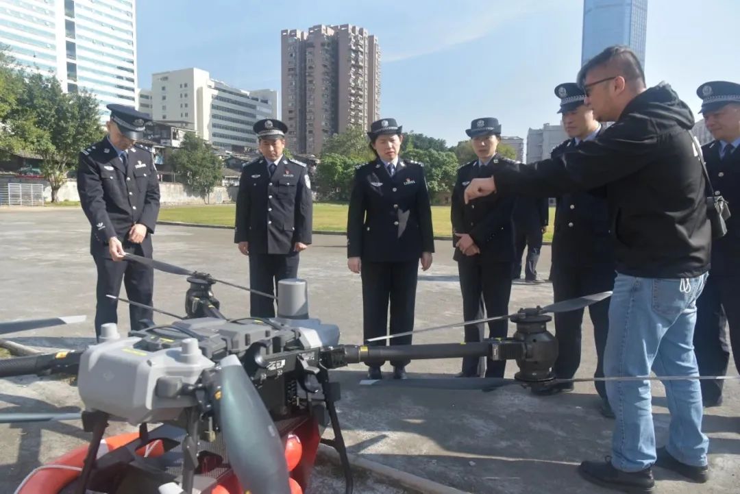 福建台江公安举行警用无人机（装备）发放仪式(组图)