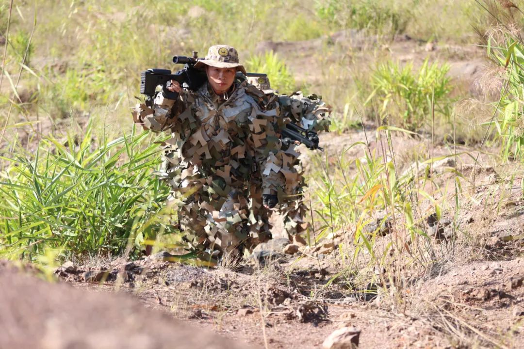 百练求打赢 实战淬精兵——武警普洱支队掀起实战化练兵热潮(组图)