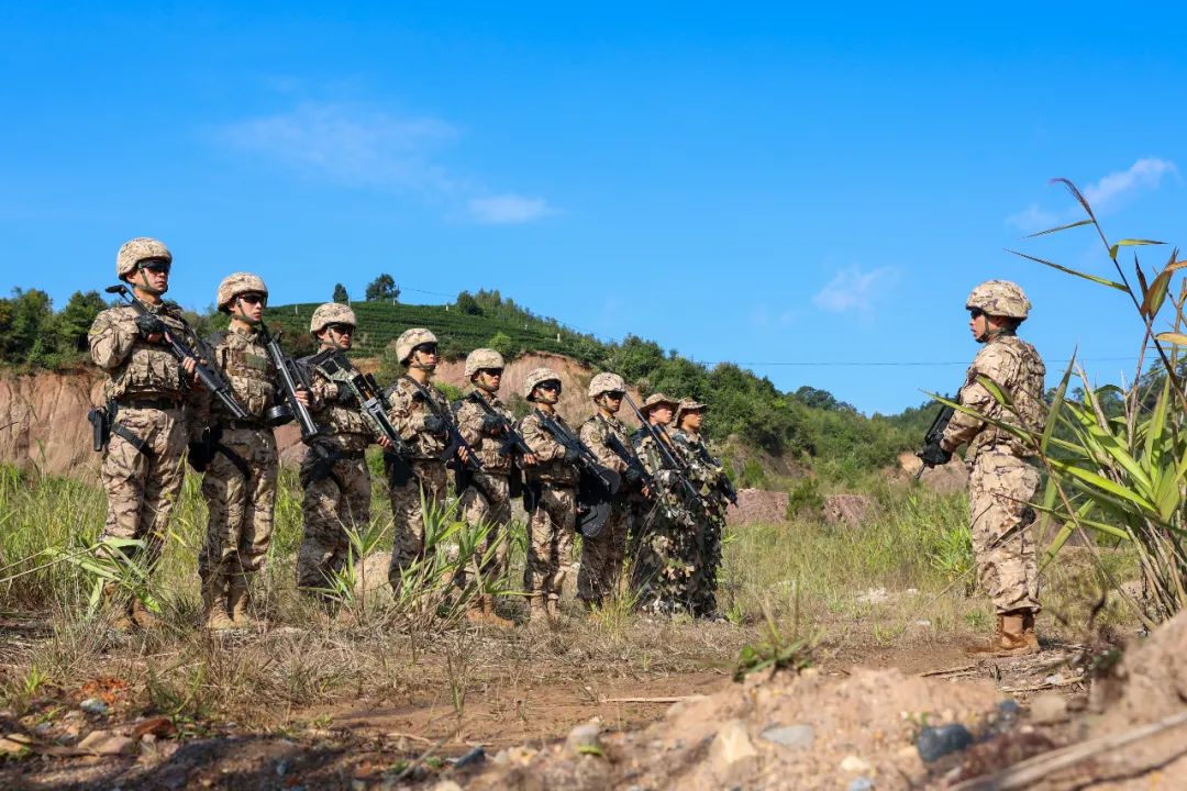 百练求打赢 实战淬精兵——武警普洱支队掀起实战化练兵热潮(组图)