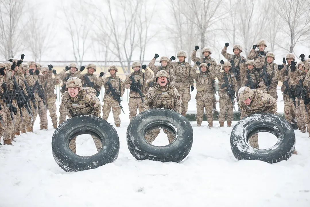 冰天雪地 浴火淬锋——武警新疆总队克拉玛依支队冬季实战化练兵掠影(组图)