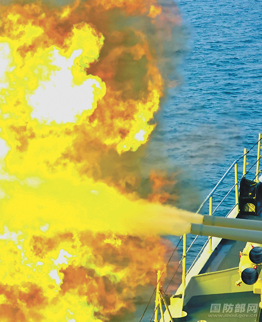 海军某驱逐舰支队开展实战化训练锤炼官兵技战术水平(组图)
