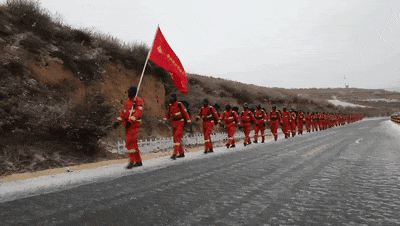 甘肃陇南森林消防打响年度实战化练兵“第一枪”(组图)