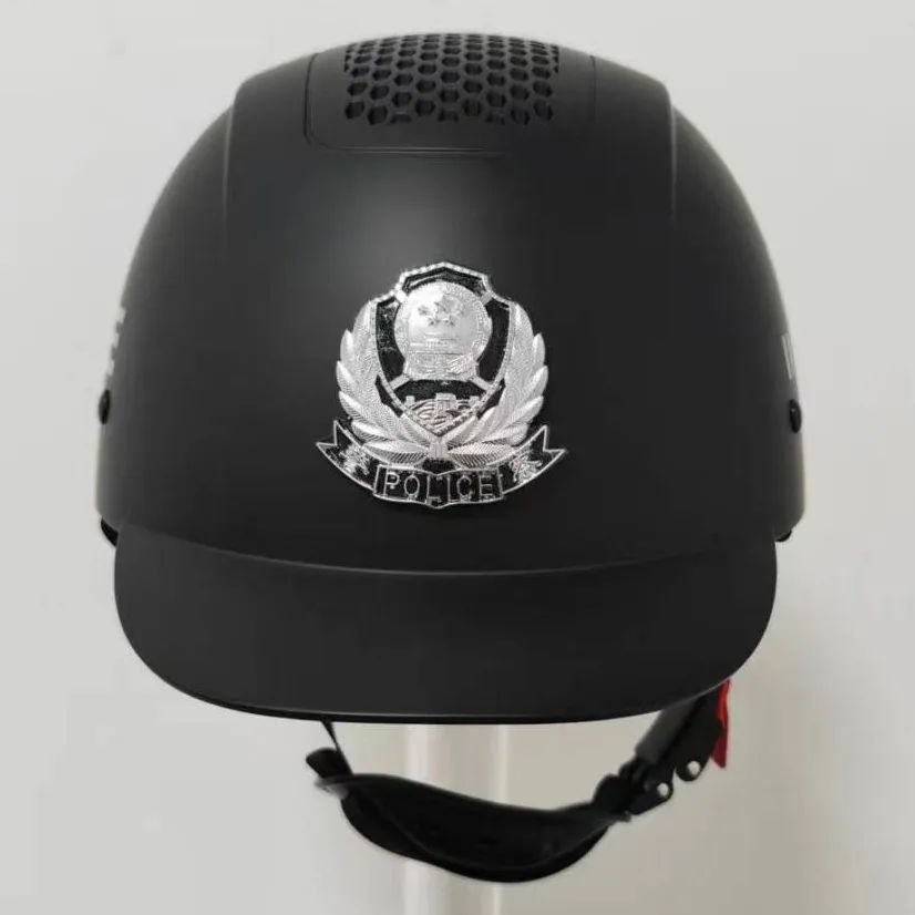 移民管理局已列装 | 新型防暴头盔