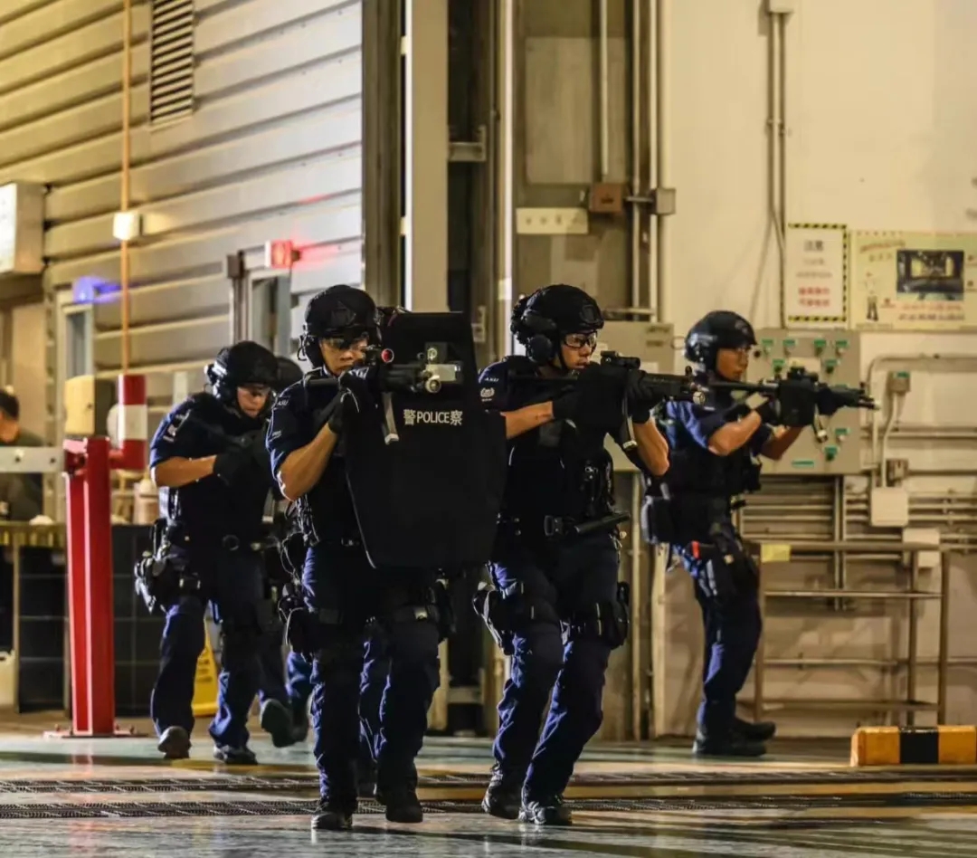 香港警察机场特警组ASU装备一览