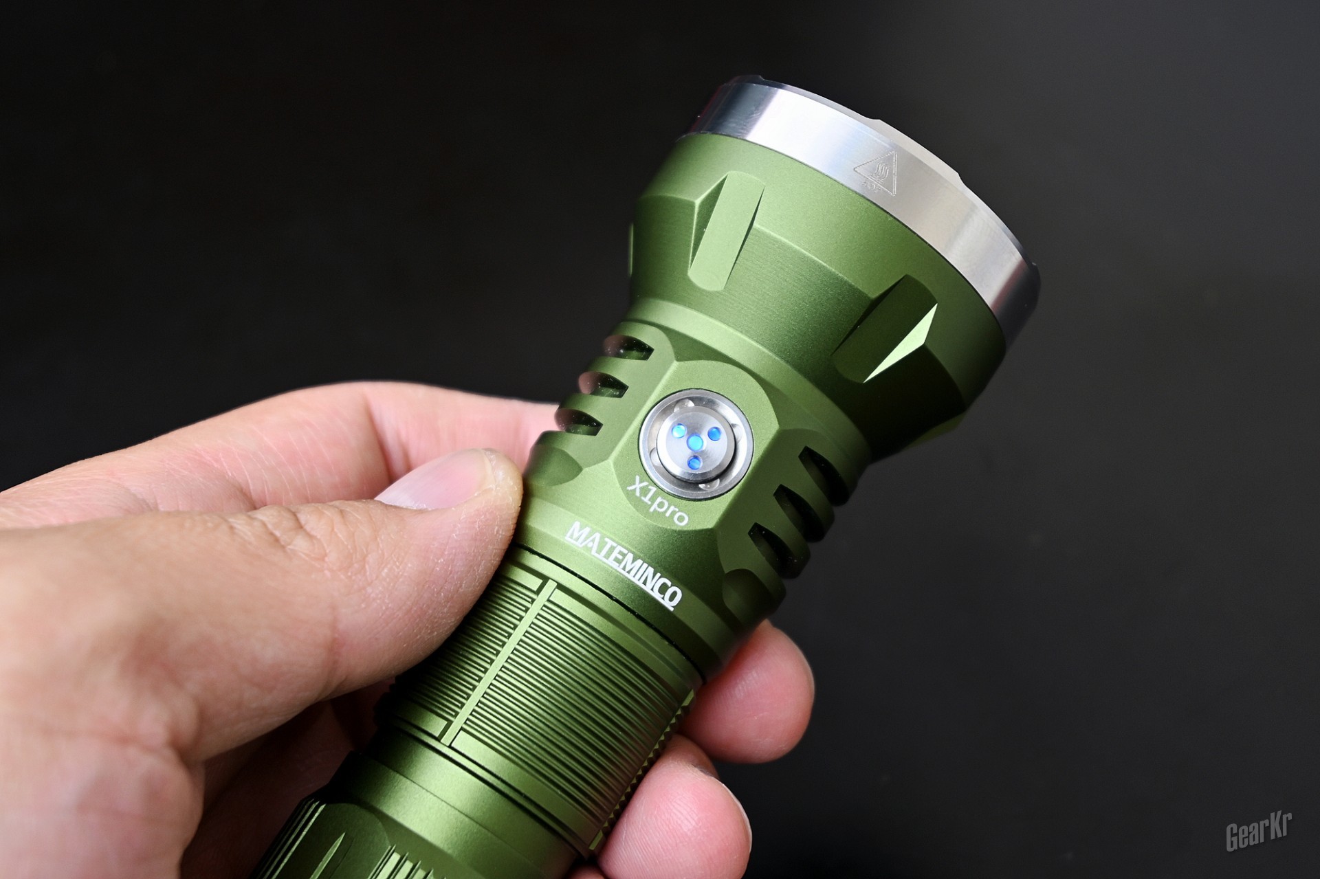 千米远射，聚泛兼顾！迈特明酷X1 Pro白激+泛光手电体验