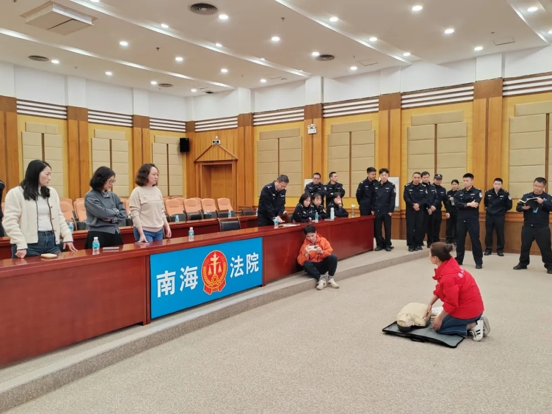 科曼第三代AED全新面世，耀致急救·全国独家总代将在6月重磅首发