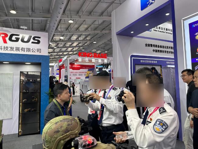 第12届警博会，ARGUS阿尔戈斯四目全景夜视仪超“吸睛”，夜视性能深受追捧！