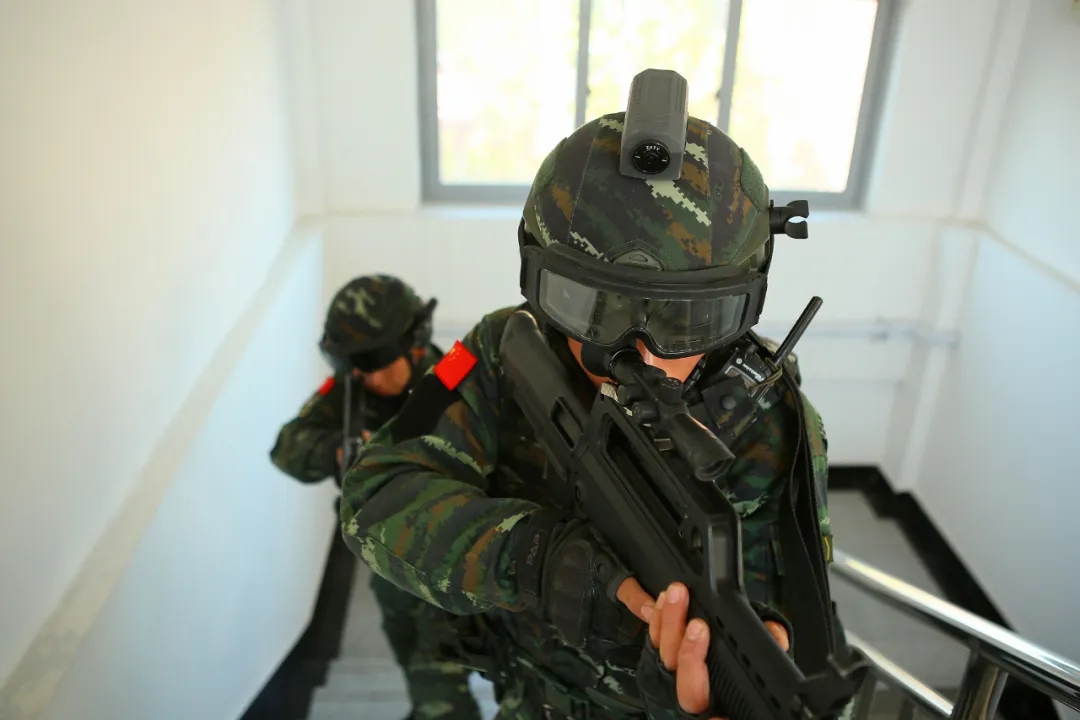 天眼赋能 维和亮剑！单兵一体化作战系统亮相警博会