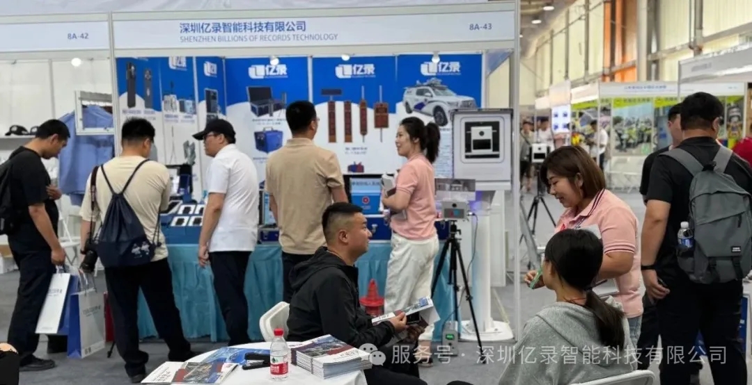 惊艳亮相！公安部推荐产品——无人机事故现场勘查系统参展第12届警博会