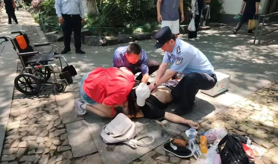 心脏骤停无处不在！科曼AED再救一人！