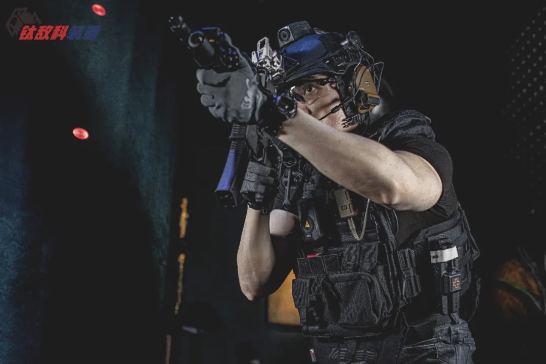 告别传统携行方式！多合一勤务战术面板，让勤务装备携行更便捷