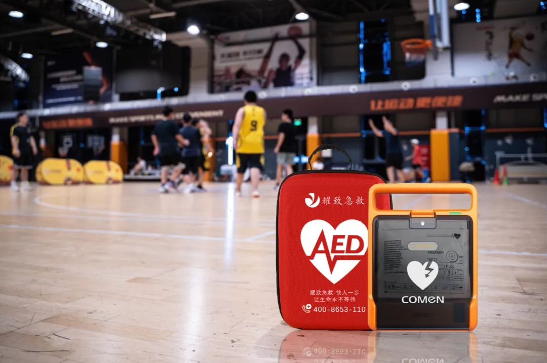 7天前刚换电极片！科曼AED在羽球馆紧急出手，成功挽回一命…