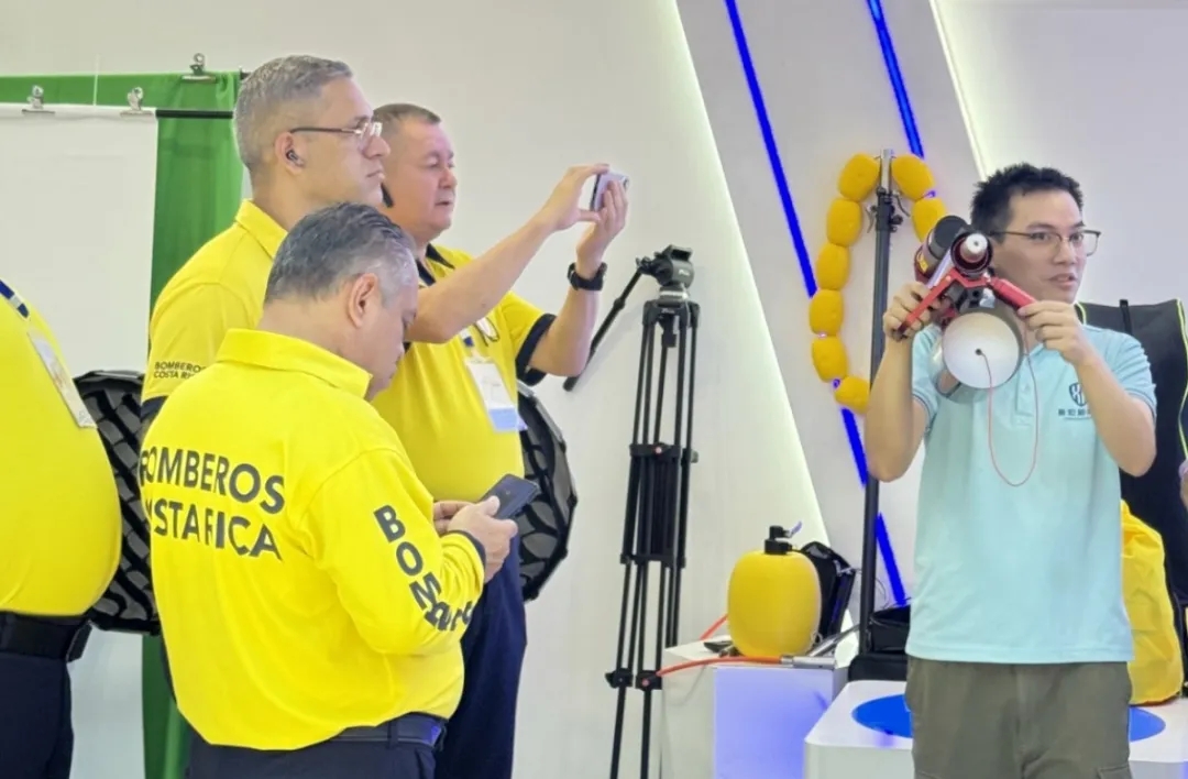 哥斯达黎加国家消防局代表团莅临新宏新科技考察交流 哥斯达黎加国家消防局代表团莅临新宏新科技考察交流