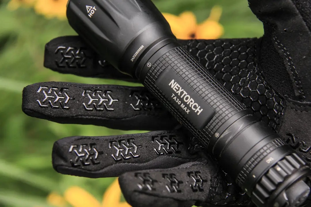 新品 | 裸感操控、灵巧自如：纳丽德灵犀通用型手套