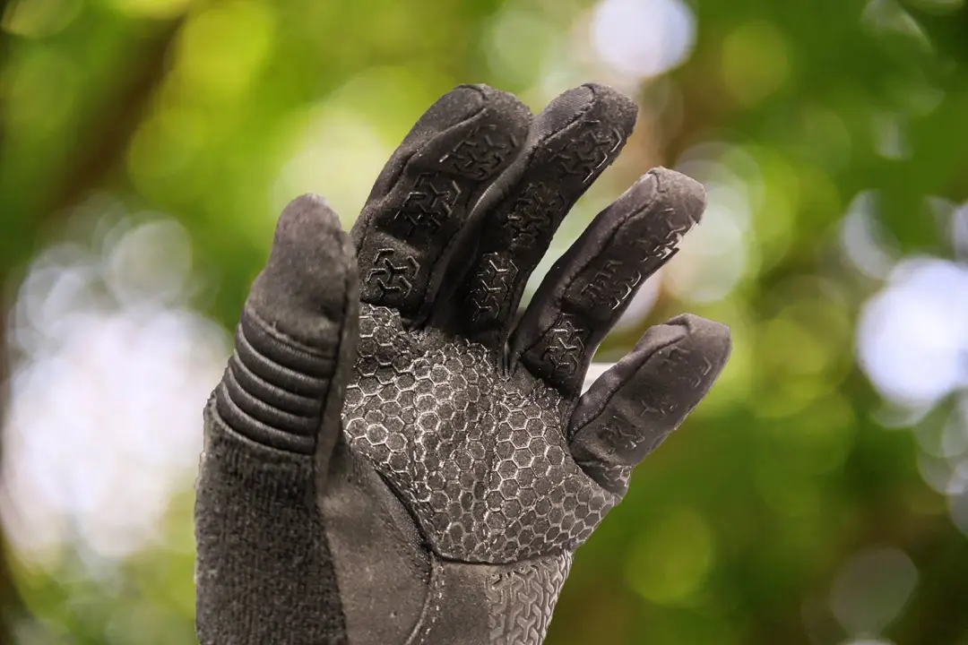 新品 | 裸感操控、灵巧自如：纳丽德灵犀通用型手套