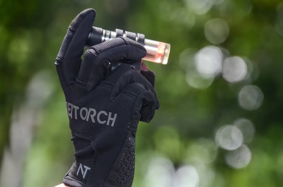 新品 | 裸感操控、灵巧自如：纳丽德灵犀通用型手套