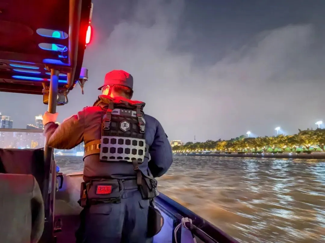 广州水警新“战衣”上线！